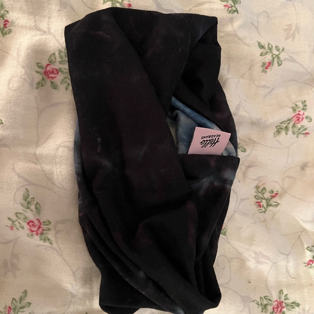 Black and Blue Hello Headband